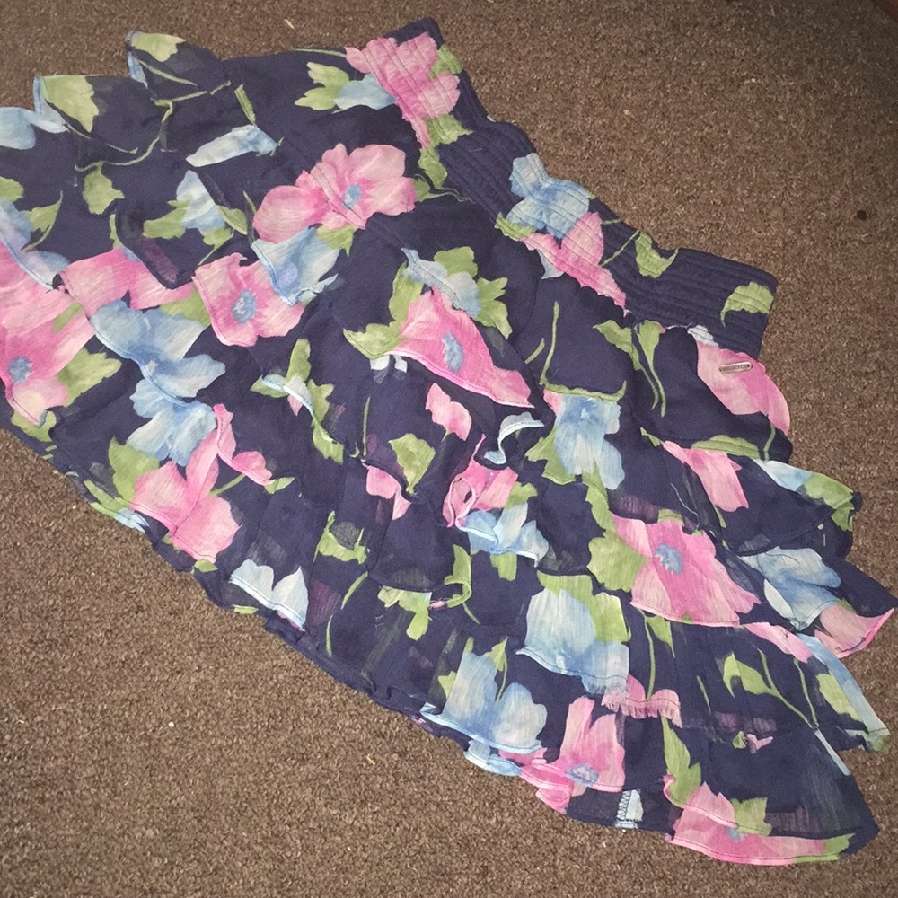 Hollister skirt